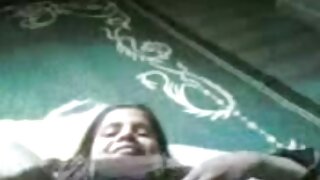 Precej rjavolaska žena naredi vroč seks zabaven domači video po službi, uživajte