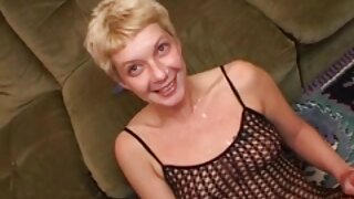 Tako lepa blond punca naredi awezone analno samozadovoljevanje seks zabavno v spletni kameri