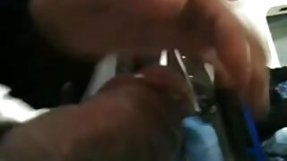 Tako lepa rdečelaska žena z zavezanimi očmi naredi vroč domači seks zabaven video in deli