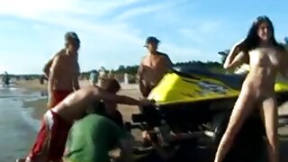 Tako lepa rjavolaska naredi spletno kamero awezone zabavno za ves svet, uživajte