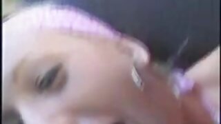 Tako lepa rjavolaska naredi odličen seks s spletno kamero, prijatelji, uživajte