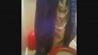 Precej rjavolaska milf žena v nedeljo zvečer naredi seks zabaven s pohotnim možem,!prekleto!