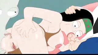 Tako lepa rjavolaska se odlično zajebava, ko starši zapustijo hišo, uživajte