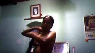 Curvy rjavolaska je jacking off