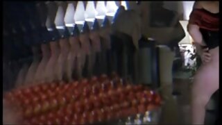 Solo dekle se igra s svojo pizo