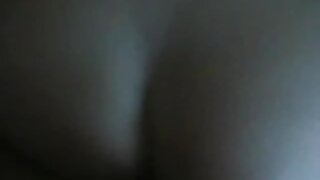 Velike joške se tresejo na spletni kameri