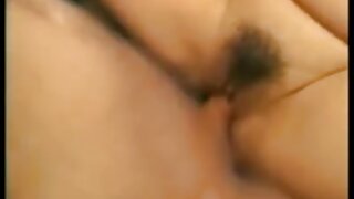 Lepo dekle v hlačnih nogavicah zajebano